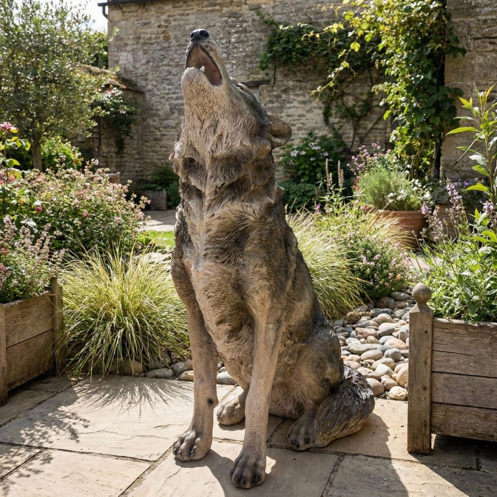 29.72" H x 17.91" L Simulated Howling Wolf Garden Statue, Resin Indoor & Outdoor Courtyard Ornament, Art Craft Decoration & Unique Gift for Home & Garden